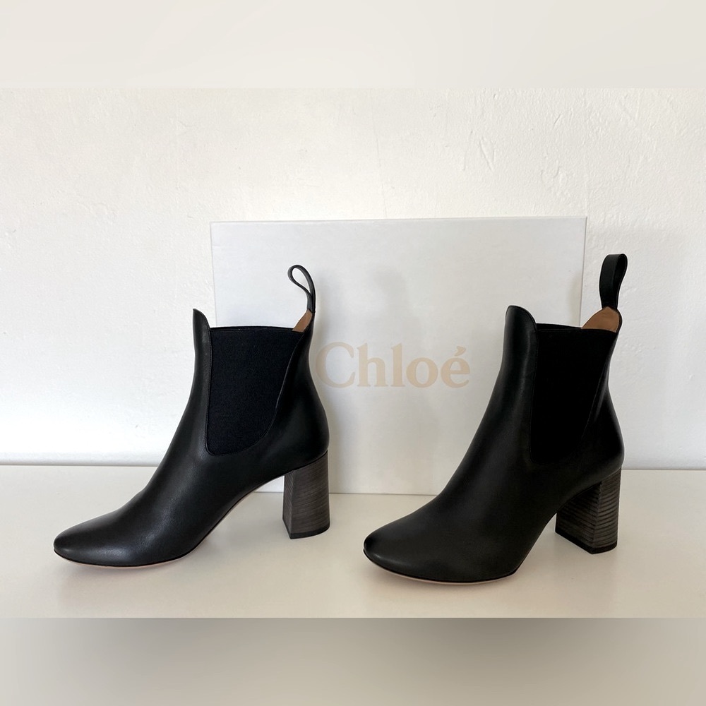 NIB CHLOE BLACK LEATHER CHELSEA STYLE ANKLE BOOTS SHOES BOOTIES SIZE 37.5 - Picture 3 of 10